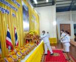 พิธีถวายเครื่องราชสักการะและวางพานพุ่ม